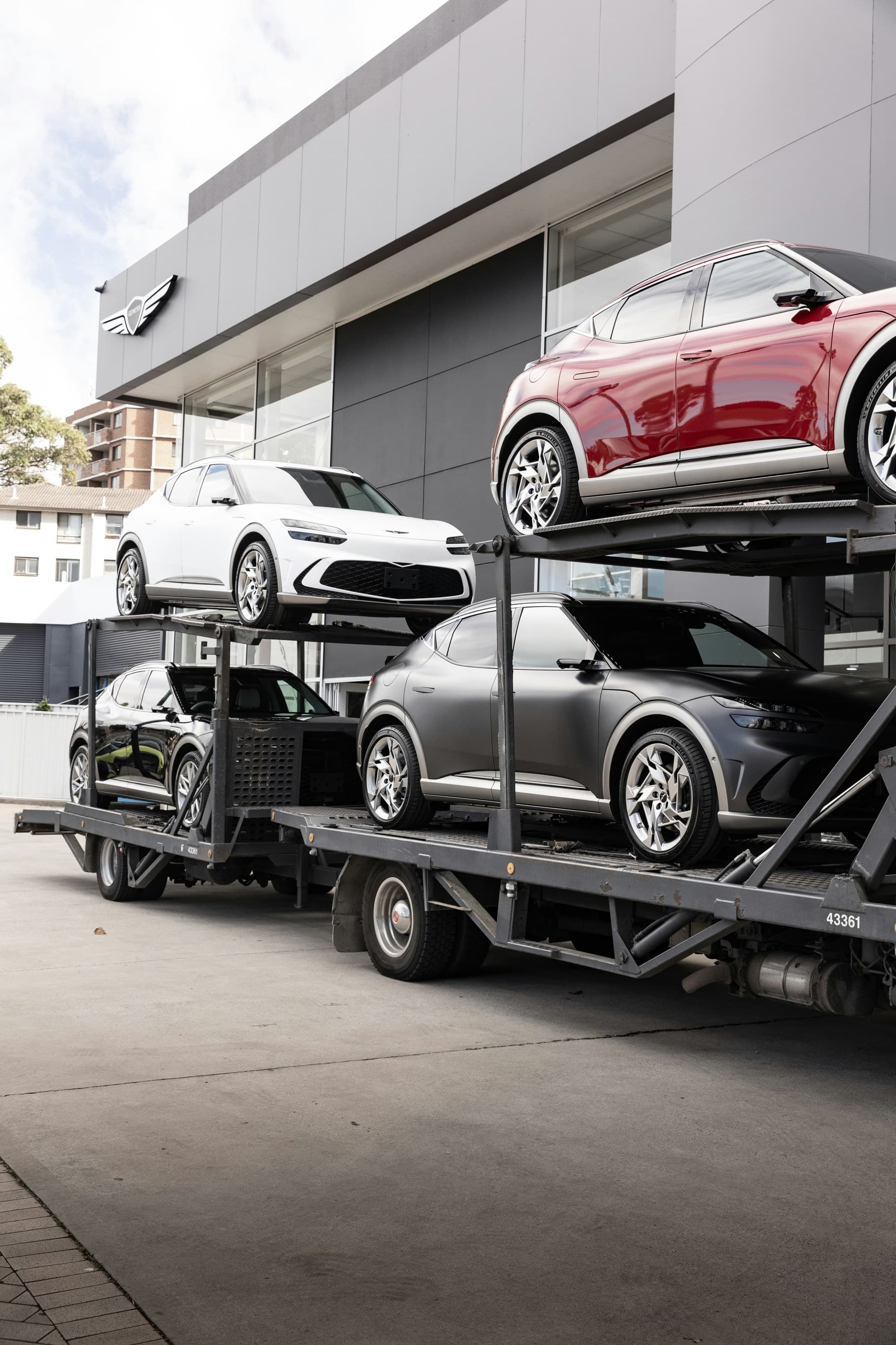 Car hauler loaded with vehicles